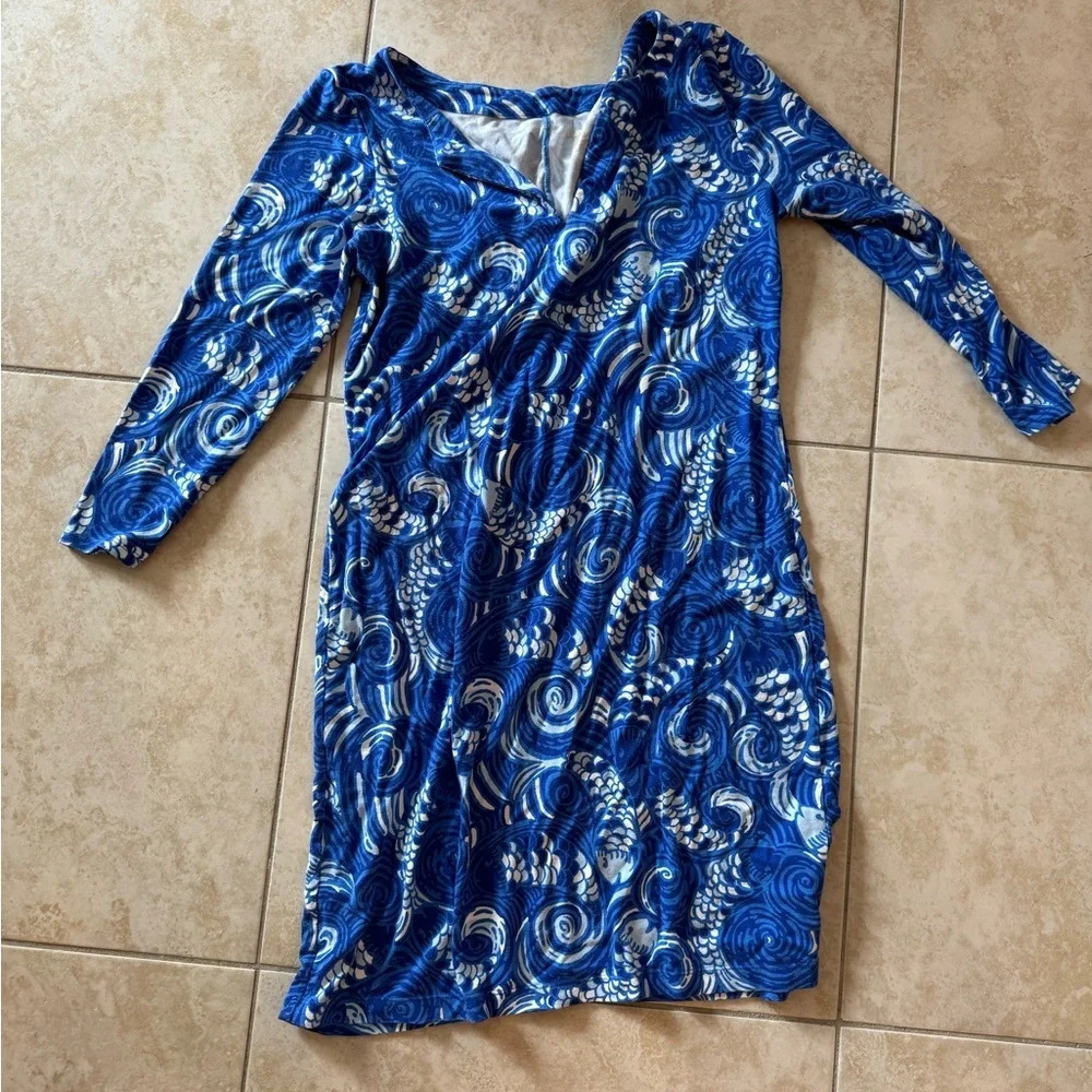 Lilly Pulitzer Sophiletta 3/4 Sleeve V neck Mini Dress Bold Blue Fish Size Small - Picture 3 of 13